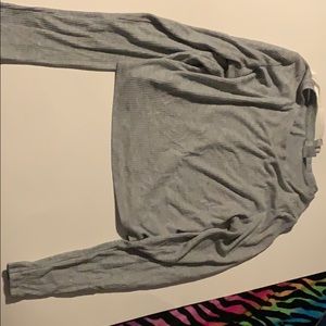 Long sleeve crop top